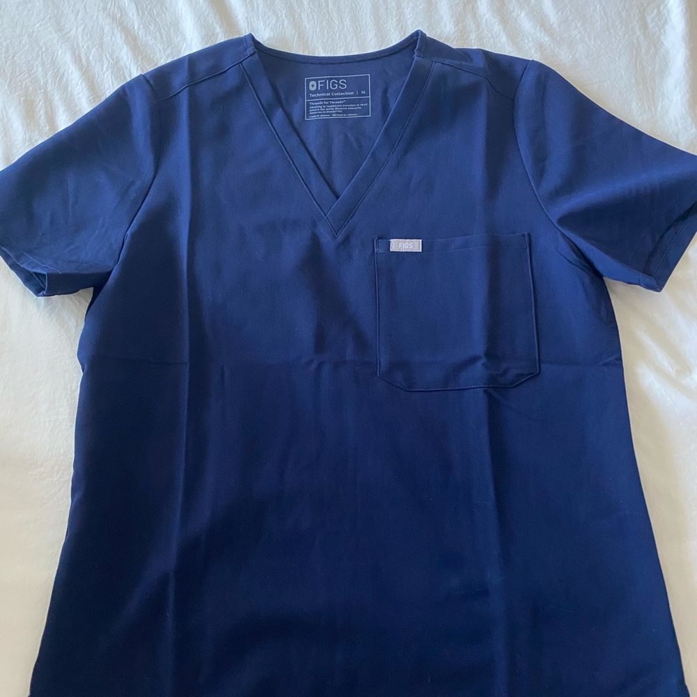 FIGS - Navy Catarina One-Pocket Scrub Top